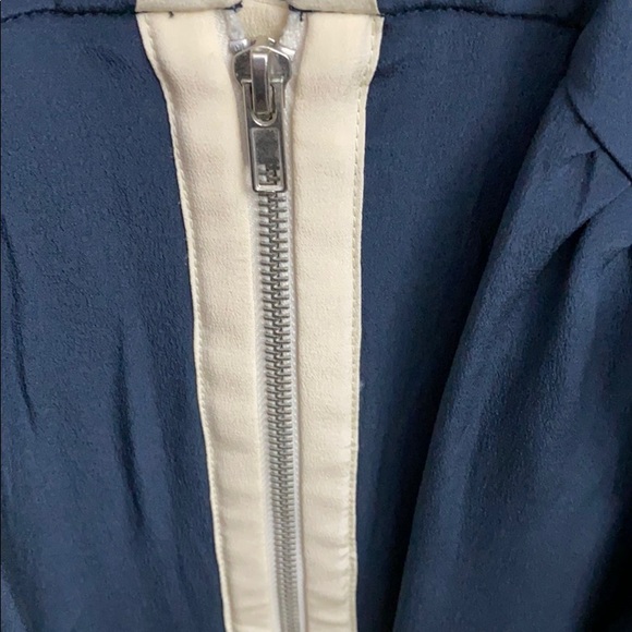 Blouse - Picture 8 of 8